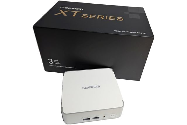 Geekom XT13 Pro Verpackung und Mini-PC